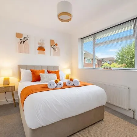 Дом отдыха 3-bed House - Sleeps 5 - Free Driveway Parking - Friendly - Close To Centre