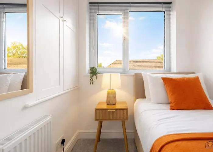 Сasa de vacaciones 3-bed House - Sleeps 5 - Free Driveway Parking - Friendly - Close To Centre *